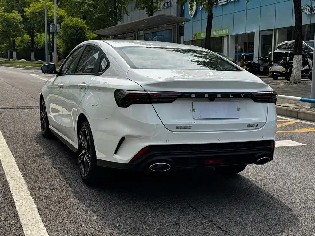 Geely Binrui — миниатюра 23