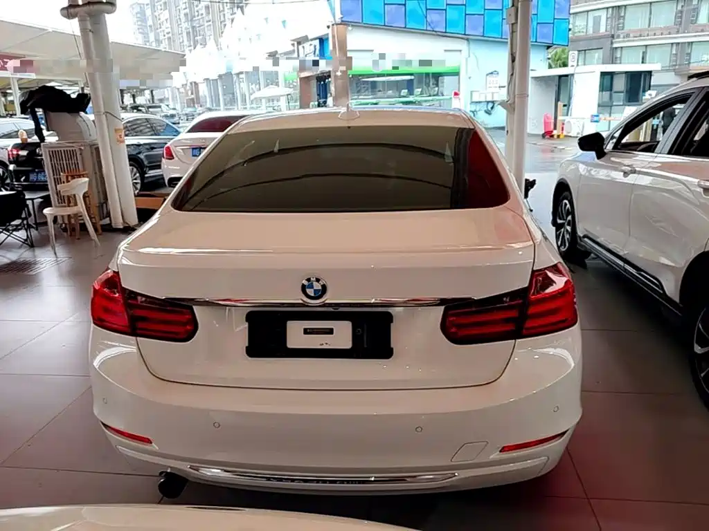BMW 3 Series — миниатюра 6