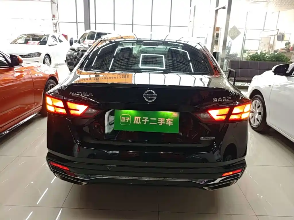 Nissan Teana — миниатюра 6