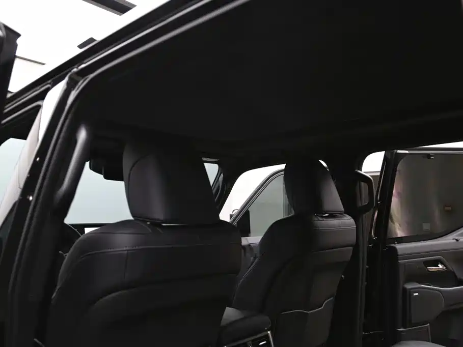 Lexus GX — миниатюра 20