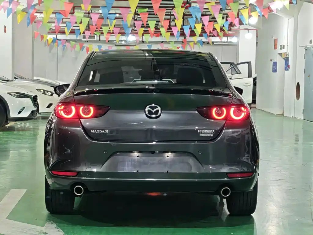Mazda 3 Axela — миниатюра 5