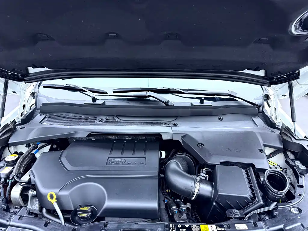 Land Rover Discovery Sport — миниатюра 10