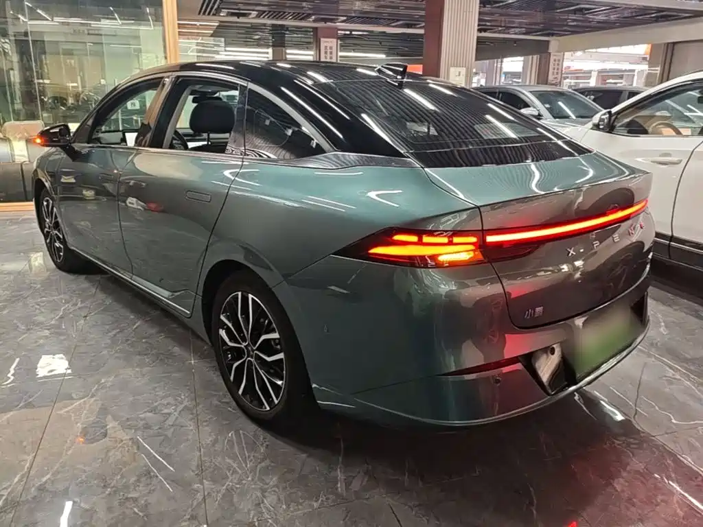 XPeng P5 — миниатюра 5