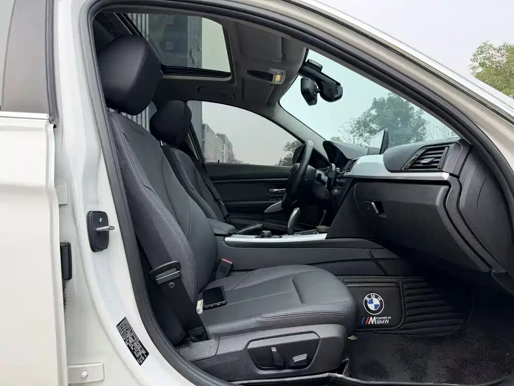 BMW 3 Series — миниатюра 20