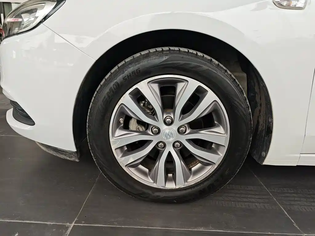 Buick Excelle — миниатюра 23
