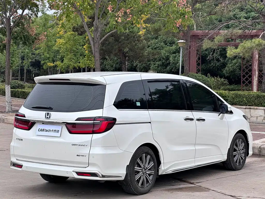 Honda Odyssey — миниатюра 7