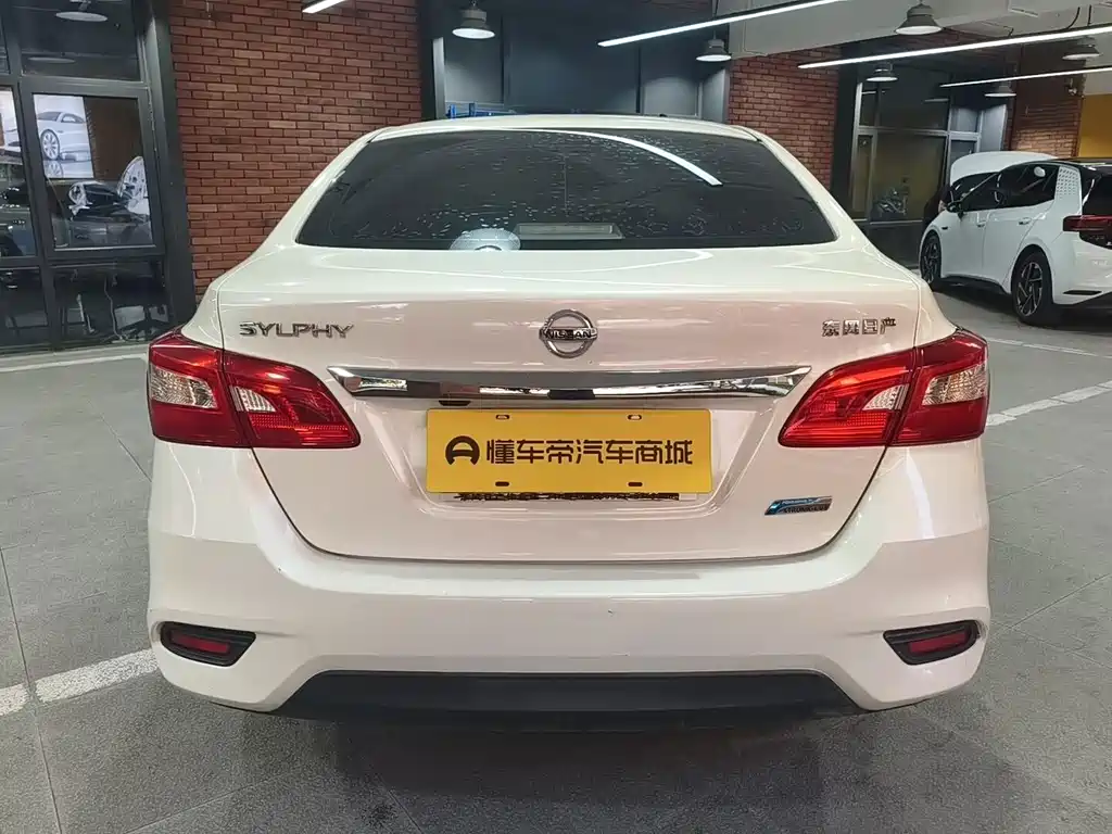 Nissan Sylphy — миниатюра 8