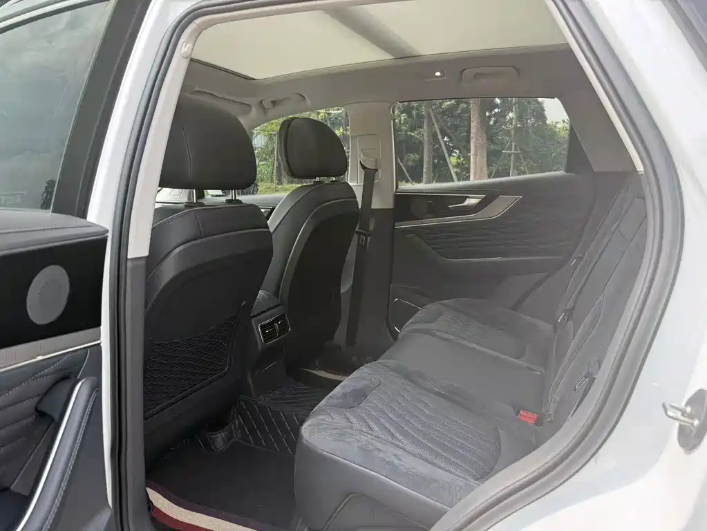 Hongqi Hongqi HS5 — миниатюра 7