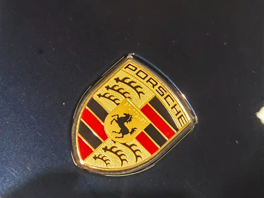 Porsche Cayenne — миниатюра 18