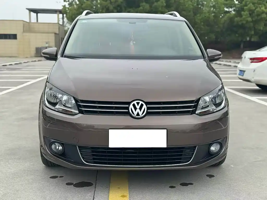 Volkswagen Touran — миниатюра 2