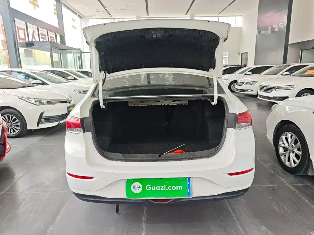 Buick Excelle — миниатюра 19