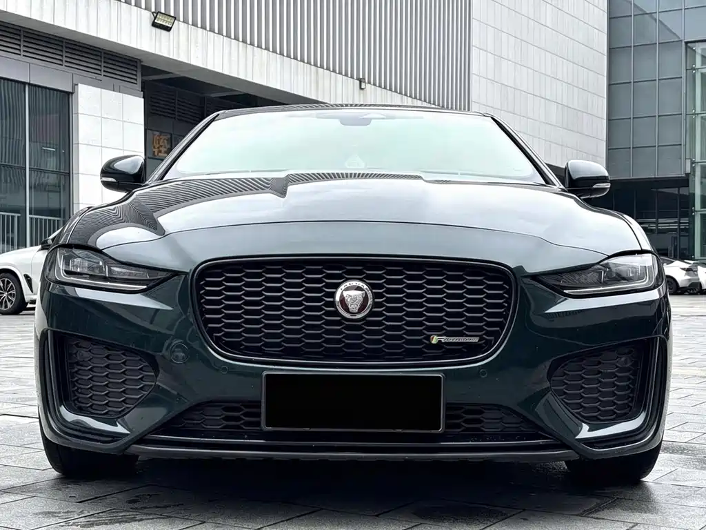 Jaguar XEL — миниатюра 2