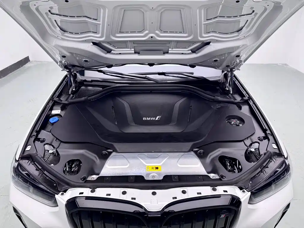 BMW iX3 — миниатюра 9