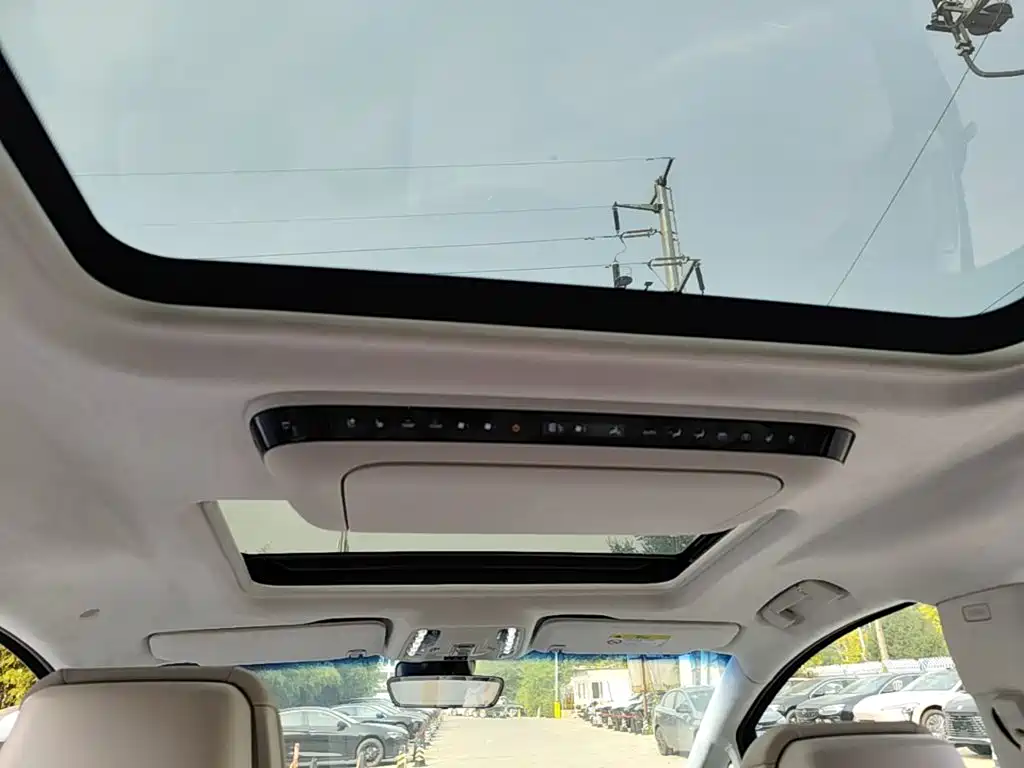 Buick GL8 Hybrid — миниатюра 14