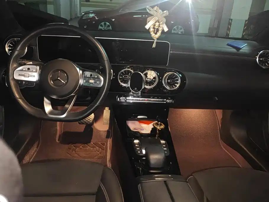 Mercedes-Benz A-Class — миниатюра 12