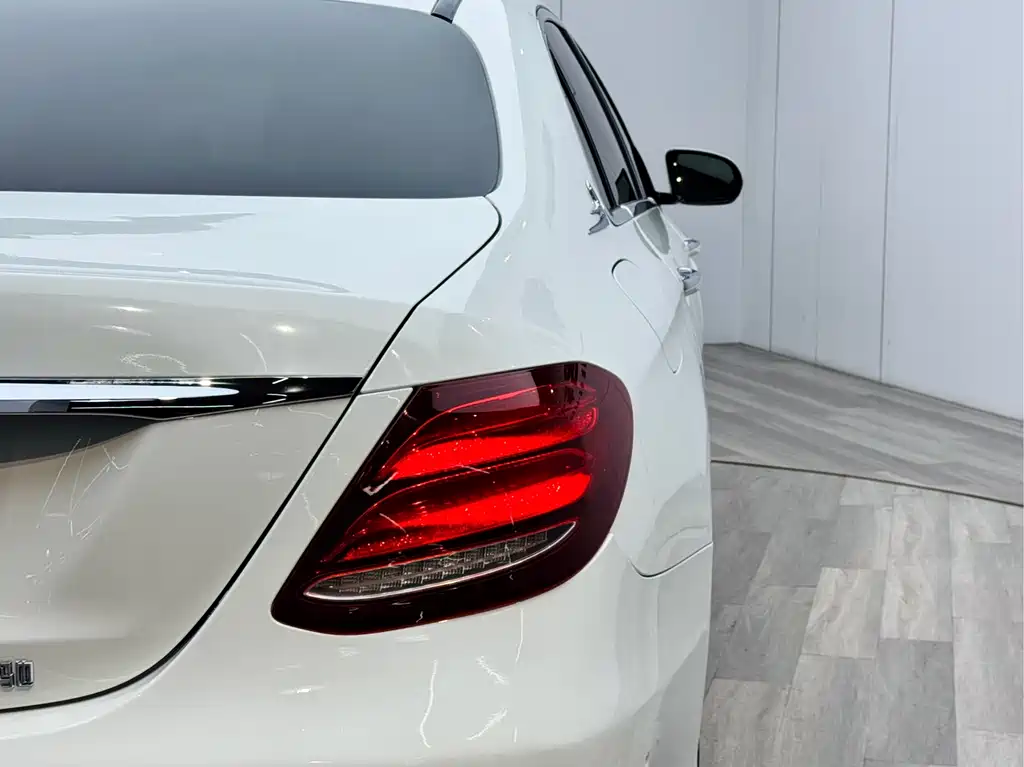 Mercedes-Benz E-Class E 2018 E 200 L Sport