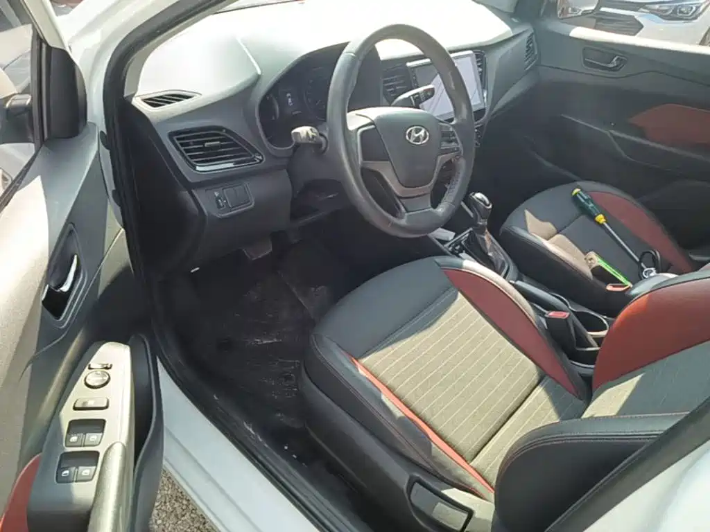Hyundai Verna — миниатюра 16