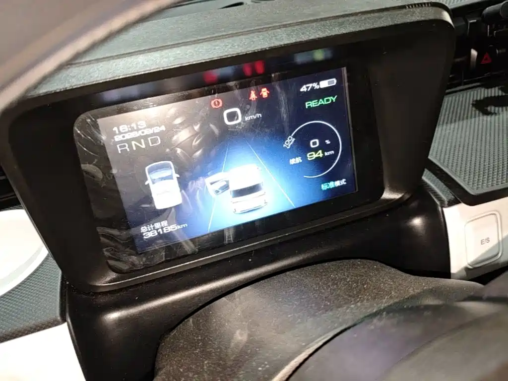 Wuling MINIEV — миниатюра 12