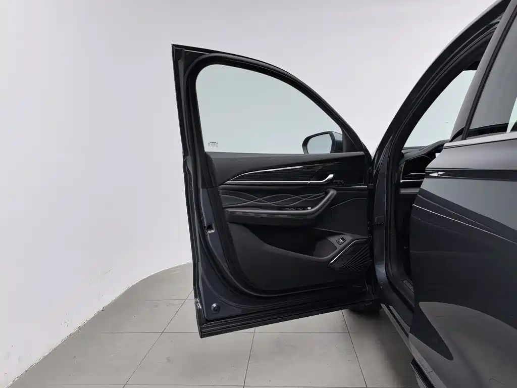 Geely Xingyue L — миниатюра 8