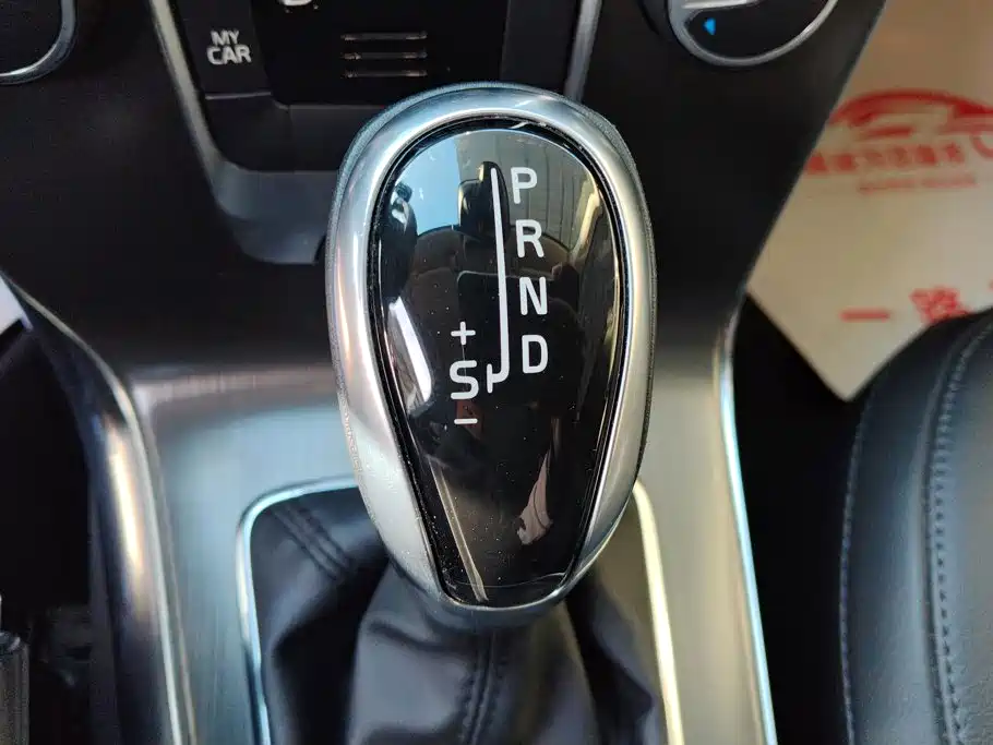 Volvo V40 — миниатюра 16