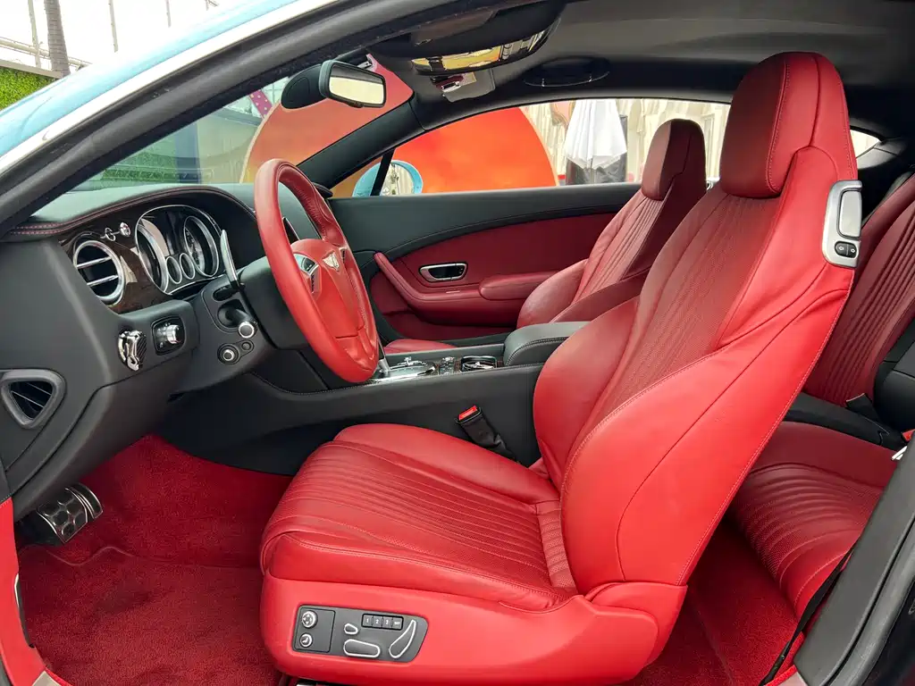 Bentley Continental — миниатюра 10