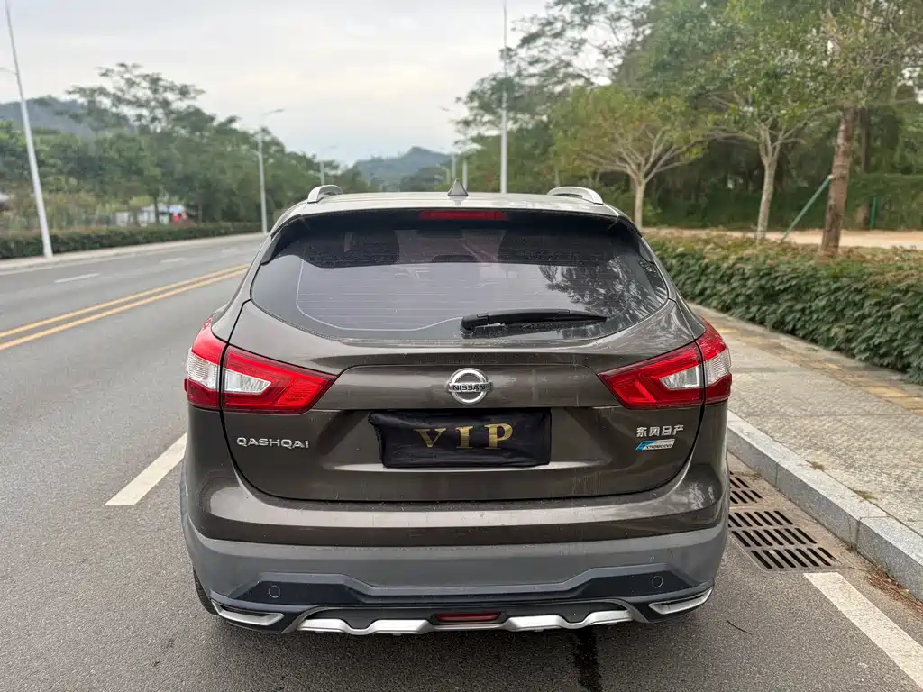 NISSAN QASHQAI