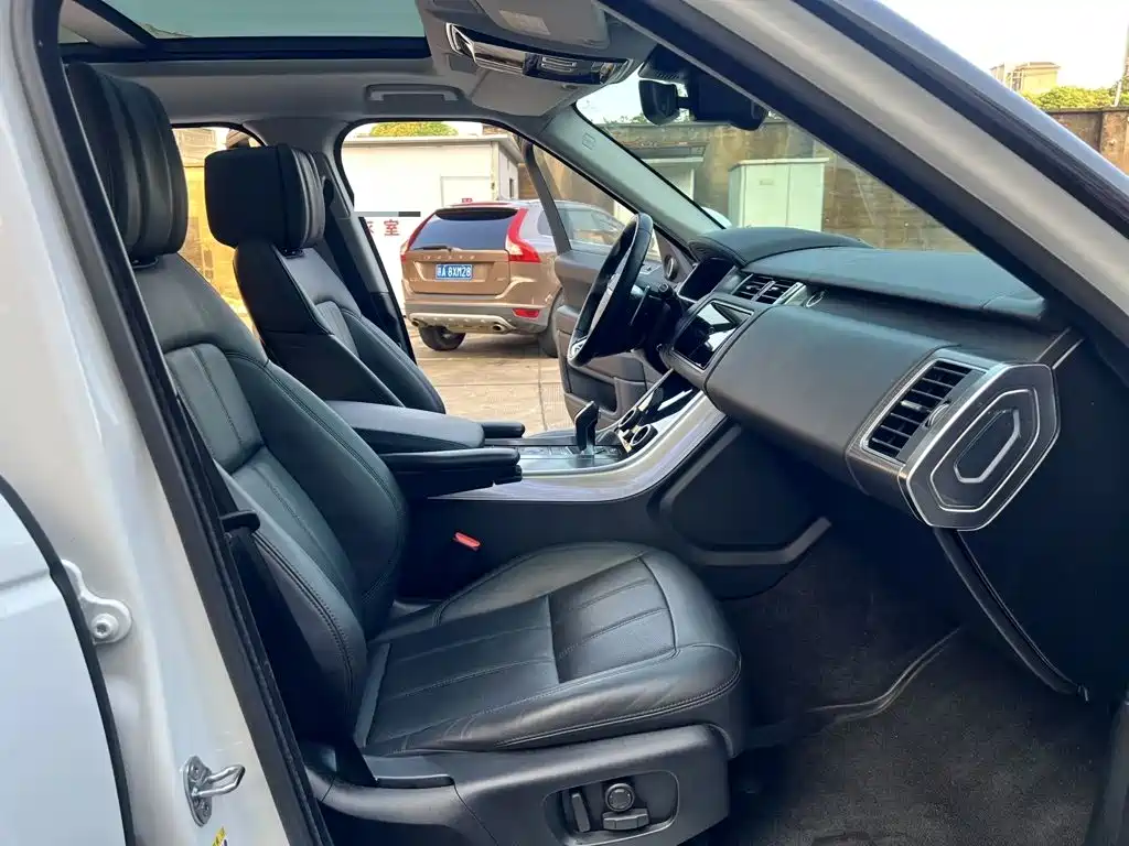 Land Rover Sport — миниатюра 14