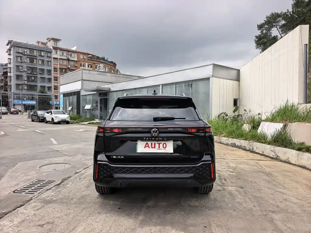 Volkswagen 探岳L PHEV — миниатюра 6