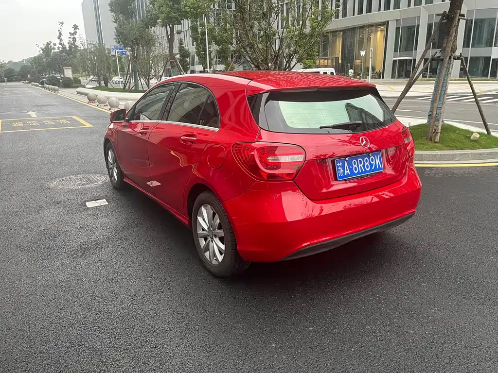 Mercedes-Benz A-Class (Import) — миниатюра 4