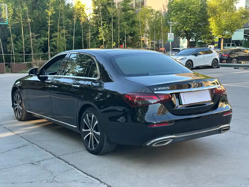 Mercedes-Benz E-Class New Energy — миниатюра 9