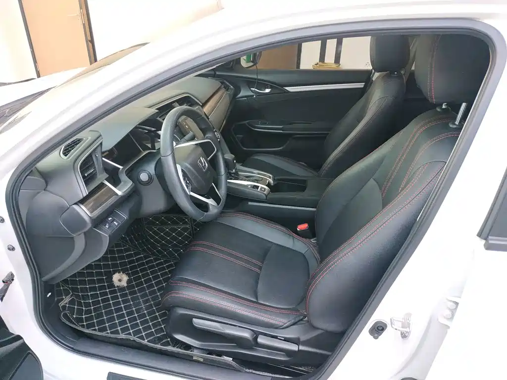 Honda Civic — миниатюра 15