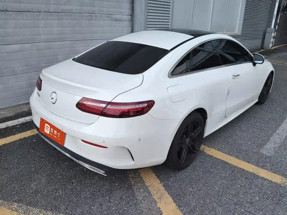 Mercedes-Benz E-Class (Import) — миниатюра 5