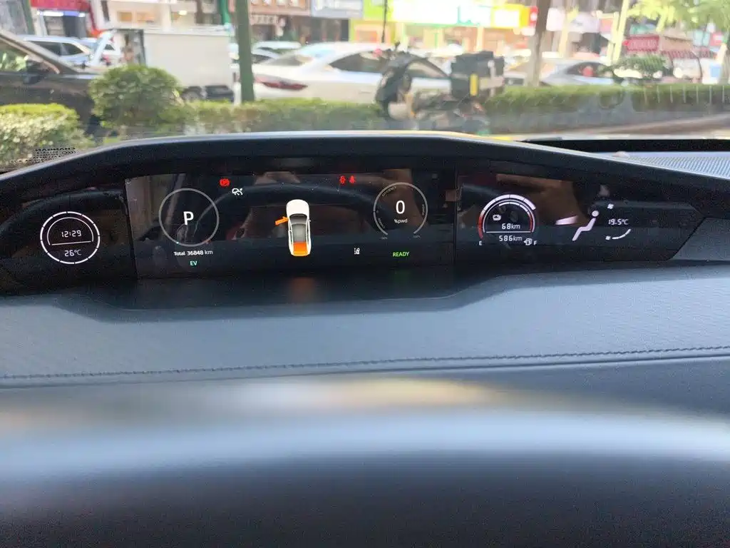 Changan UNI-V iDD — миниатюра 4