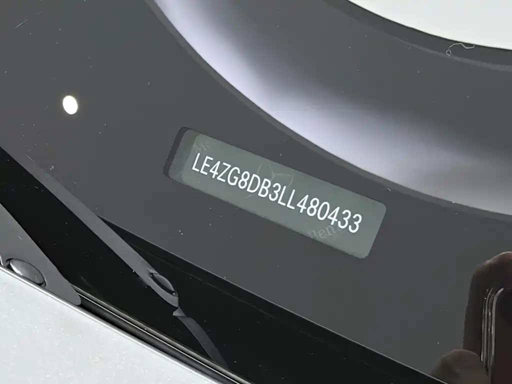Mercedes-Benz E-Class — миниатюра 18