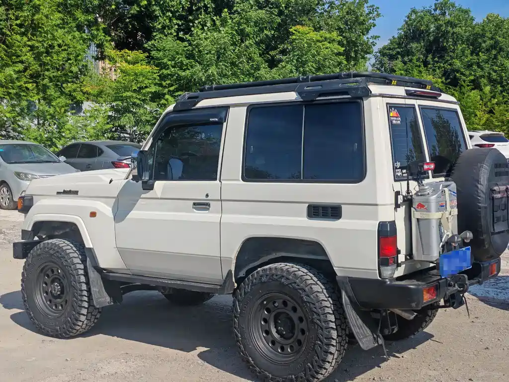 Toyota Land Cruiser FJ LC71 2024 2.8T