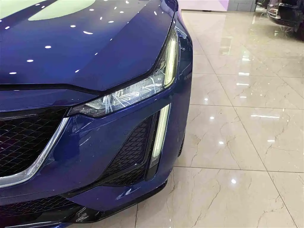 Cadillac CT5 — миниатюра 11