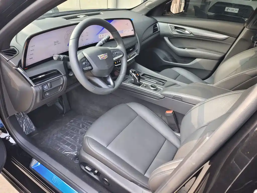 Cadillac CT5 — миниатюра 10