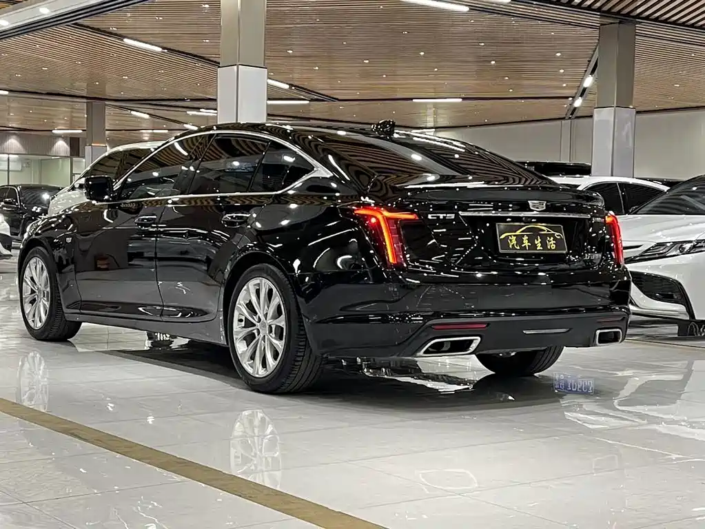 Cadillac CT5 — миниатюра 11