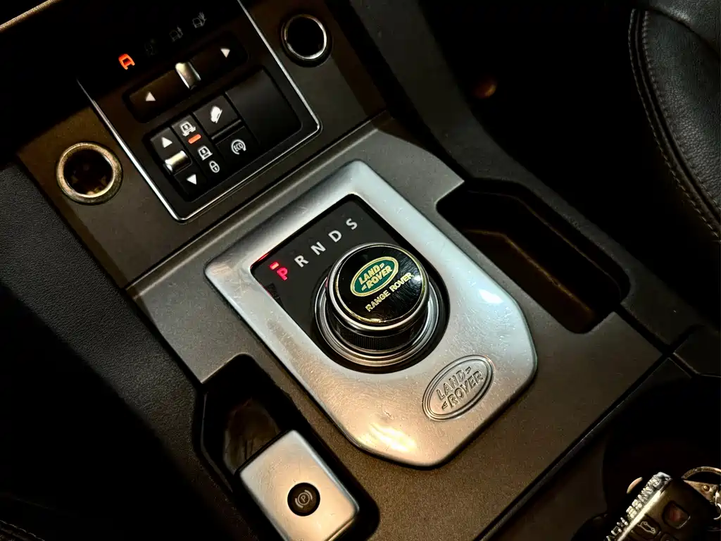 Land Rover Discovery — миниатюра 9