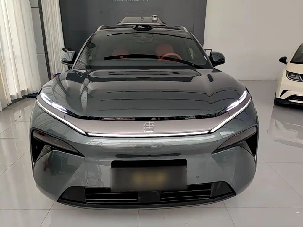 BYD Tang L L 2025 DM 175KM