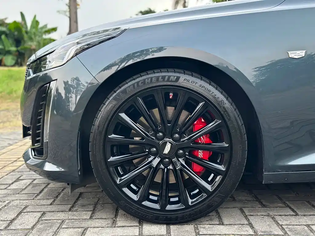 Cadillac CT5 — миниатюра 16