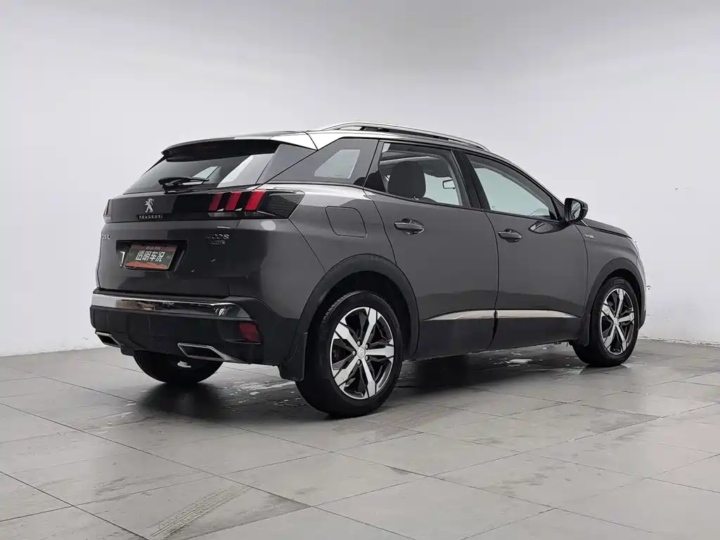 Peugeot 4008 — миниатюра 2