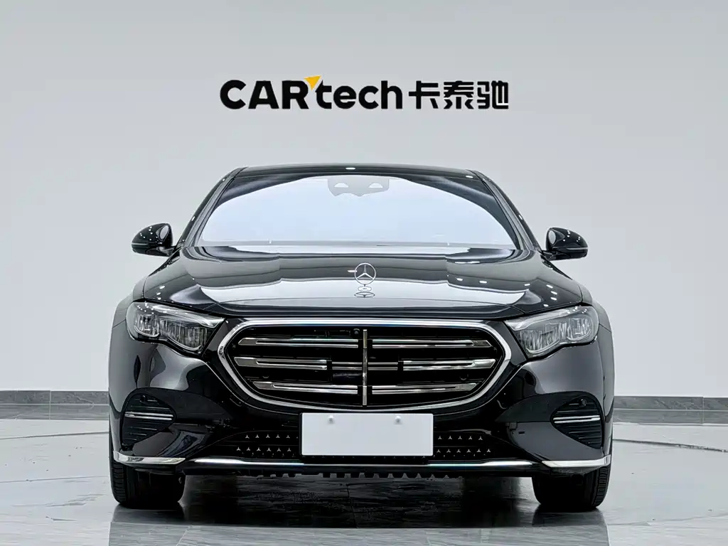 Mercedes-Benz E-Class — миниатюра 3