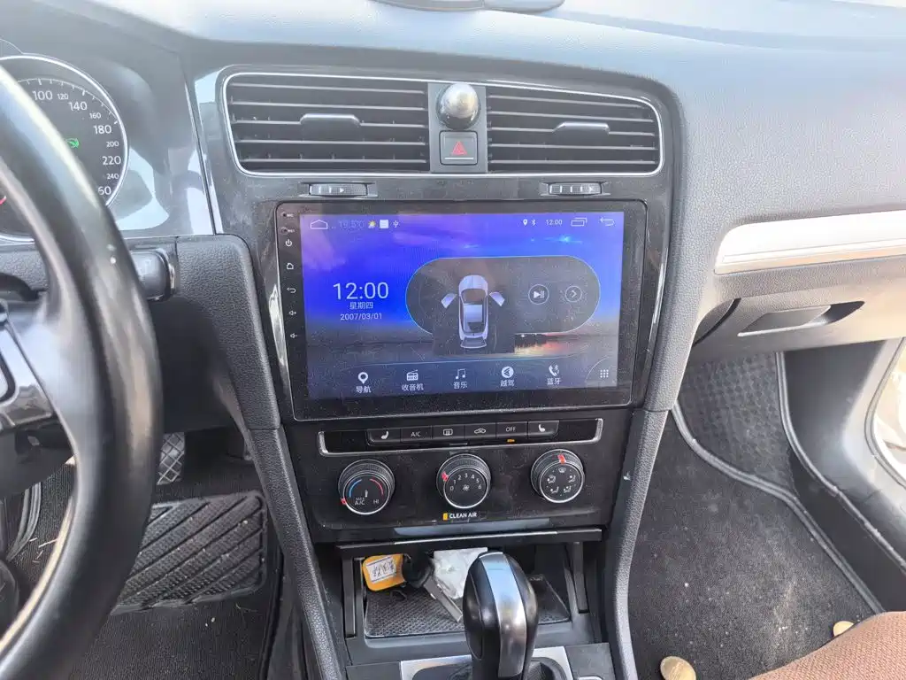 Volkswagen Golf — миниатюра 14