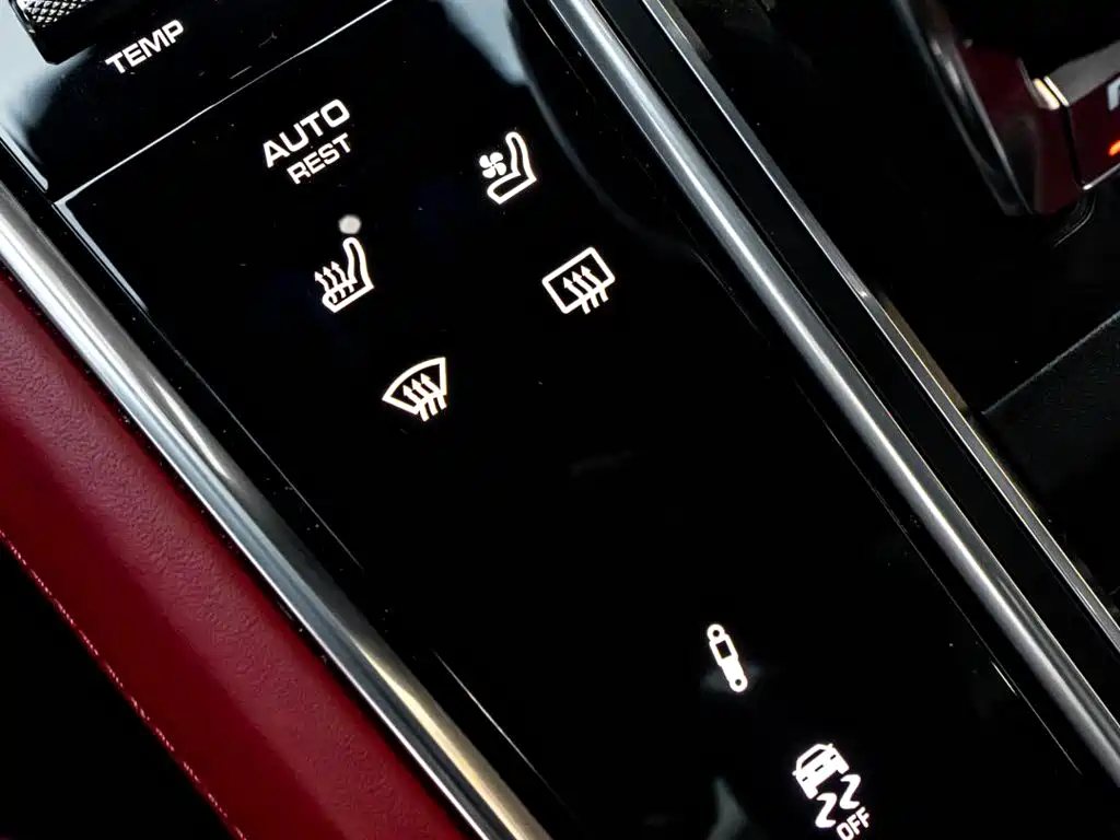 Porsche Panamera — миниатюра 22
