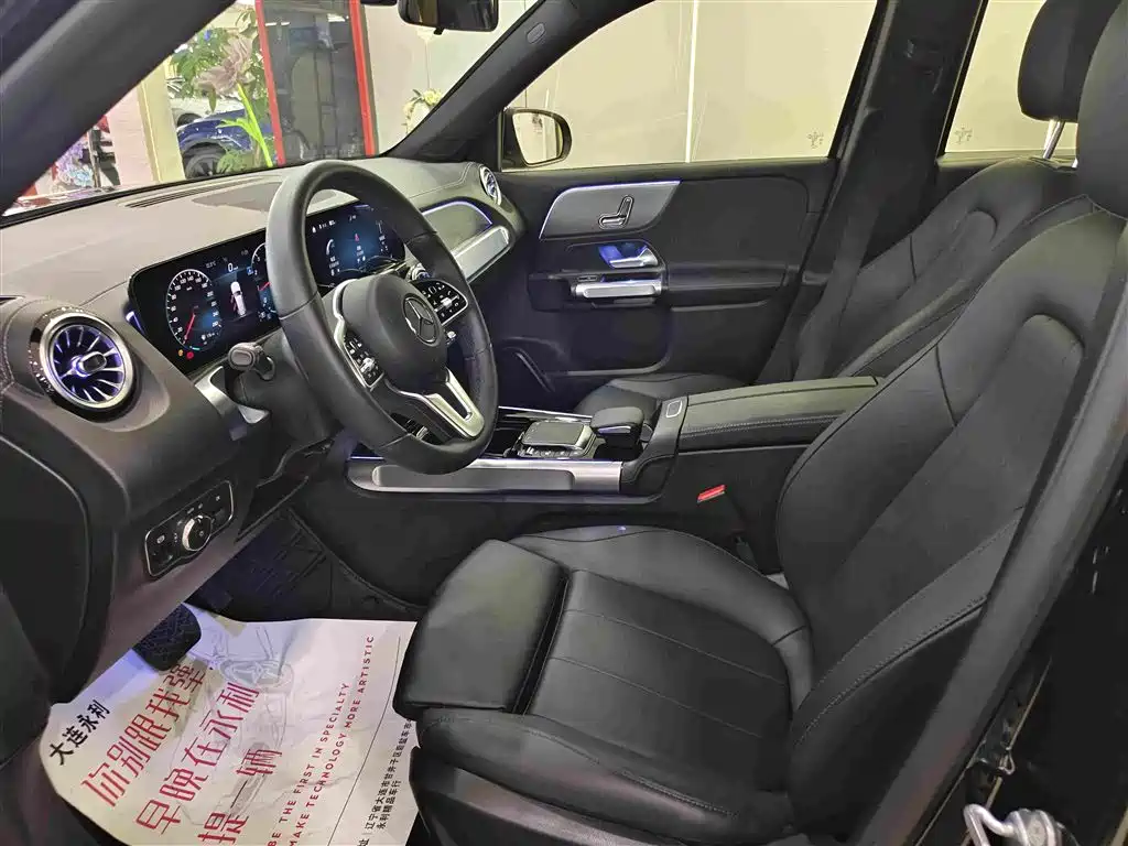 Mercedes-Benz GLB — миниатюра 4
