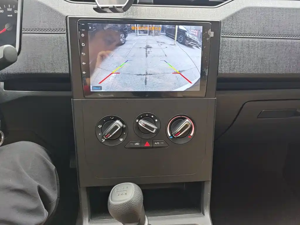 Wuling Hongguang PLUS — миниатюра 13