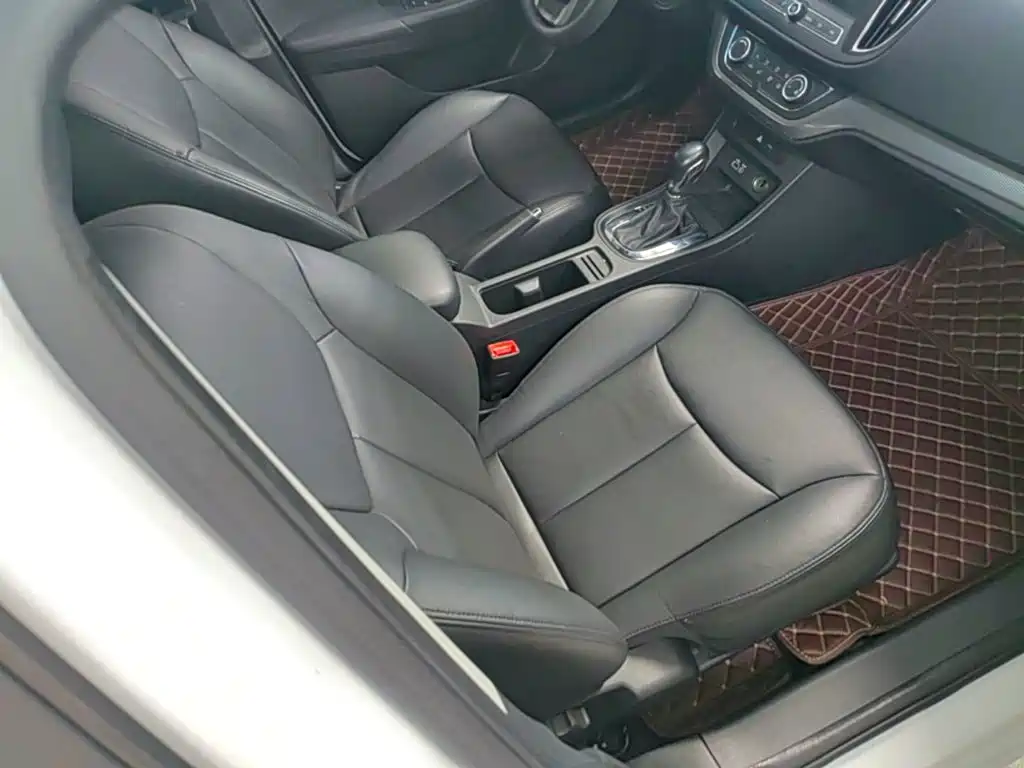 Roewe 360 — миниатюра 25