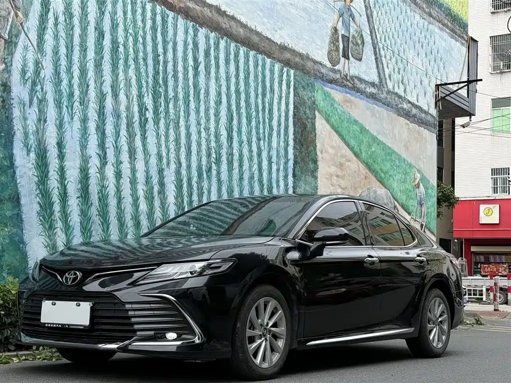 Toyota Camry 2023