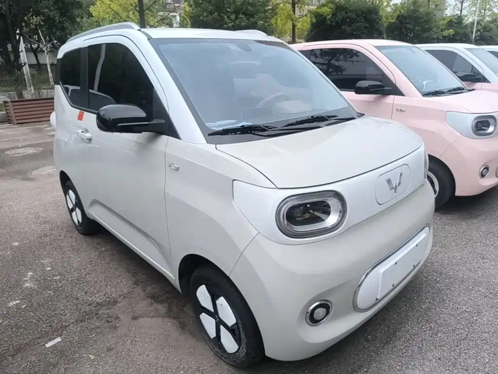 Wuling MINIEV — миниатюра 4